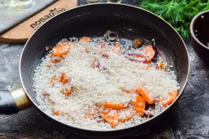 Рис с мидиями и креветками Рис с мидиями и креветками