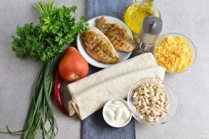 Закуска из лаваша с курицей Закуска из лаваша с курицей