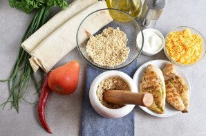 Закуска из лаваша с курицей Закуска из лаваша с курицей