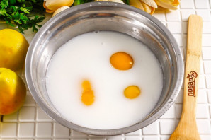 Шоколадные блины с карамельными яблоками