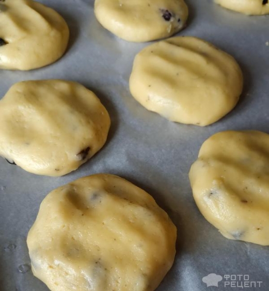 Печенье с изюмом